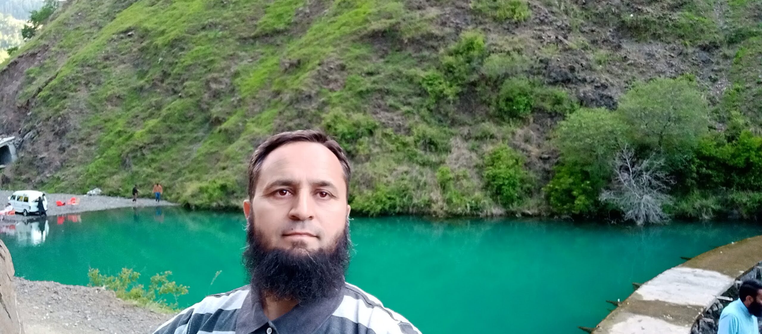 Samundar Katha Lake is a green water lake near Nathiagali